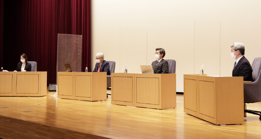 写真：パネル討論会