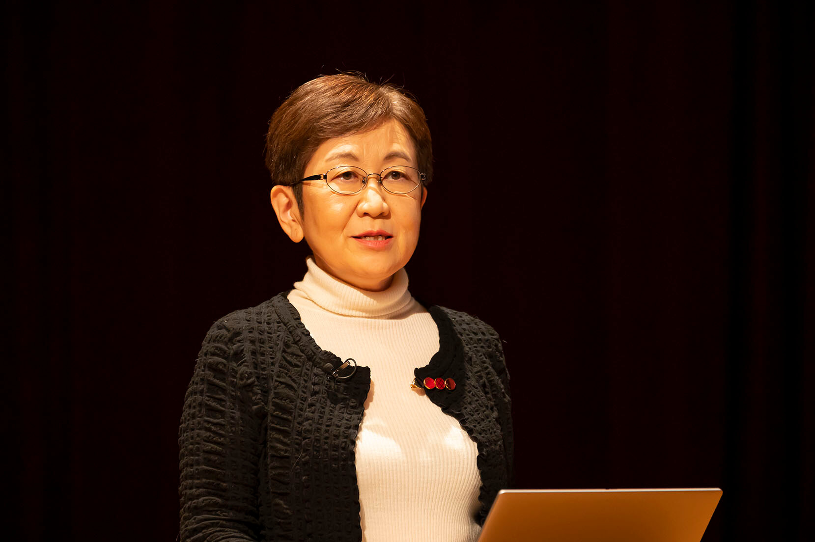 写真：望月 友美子 先生
