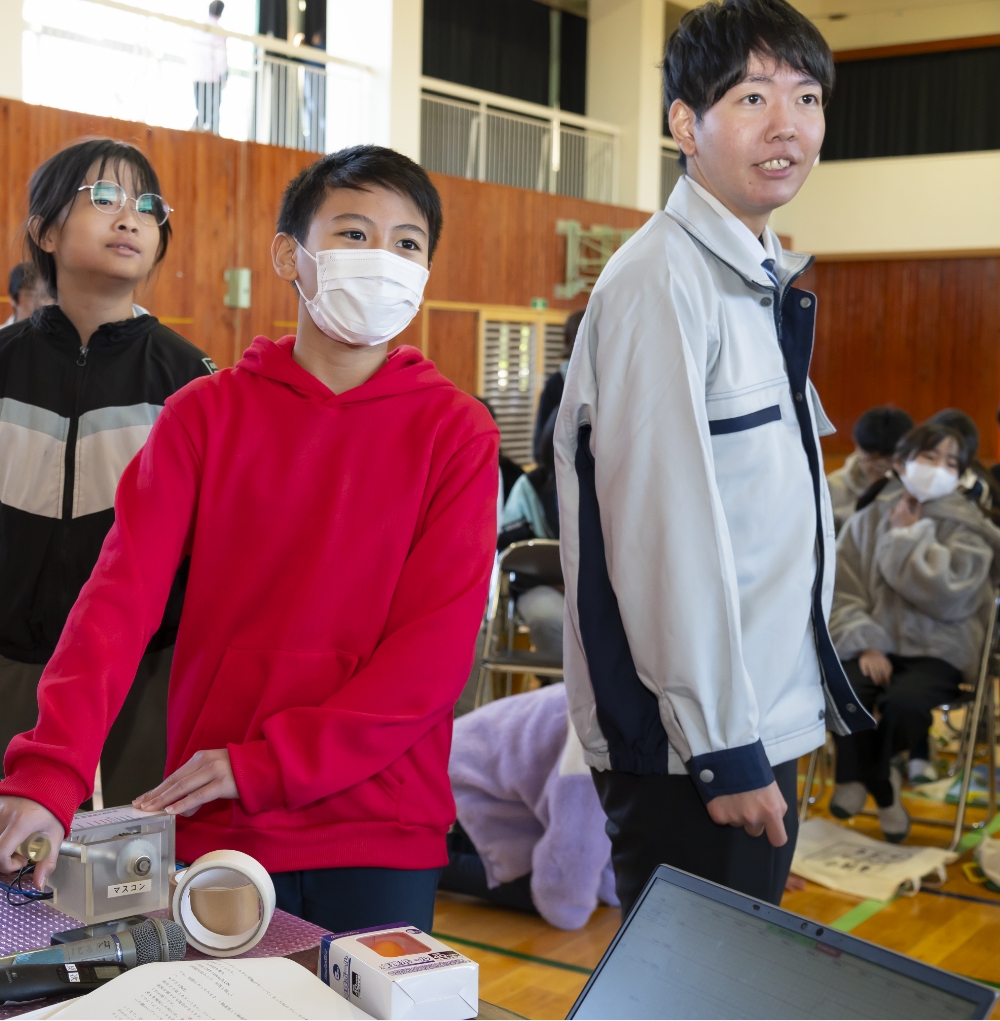 出張授業：ナブテスコ株式会社の様子1
