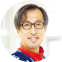 関川卓教諭