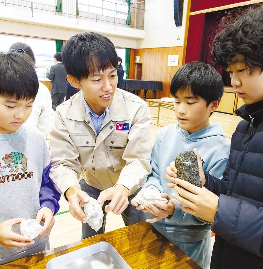 出張授業：UR都市機構の様子1