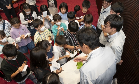 かんきょう1日学校：ナブテスコ株式会社の様子2