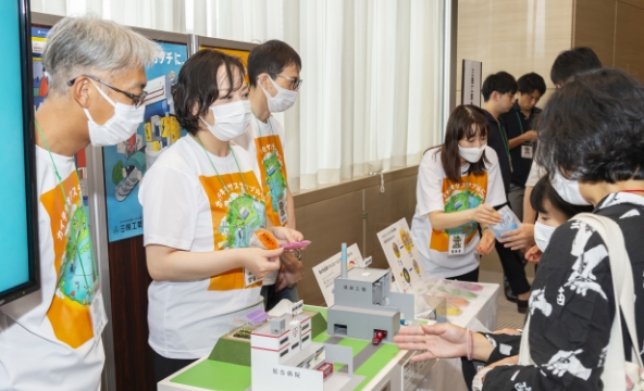 かんきょう1日学校:三機工業株式会社の様子2