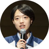 稲垣睦月先生
