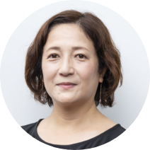 新井佳代子さん