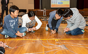 出張授業：ナブテスコ株式会社の様子2