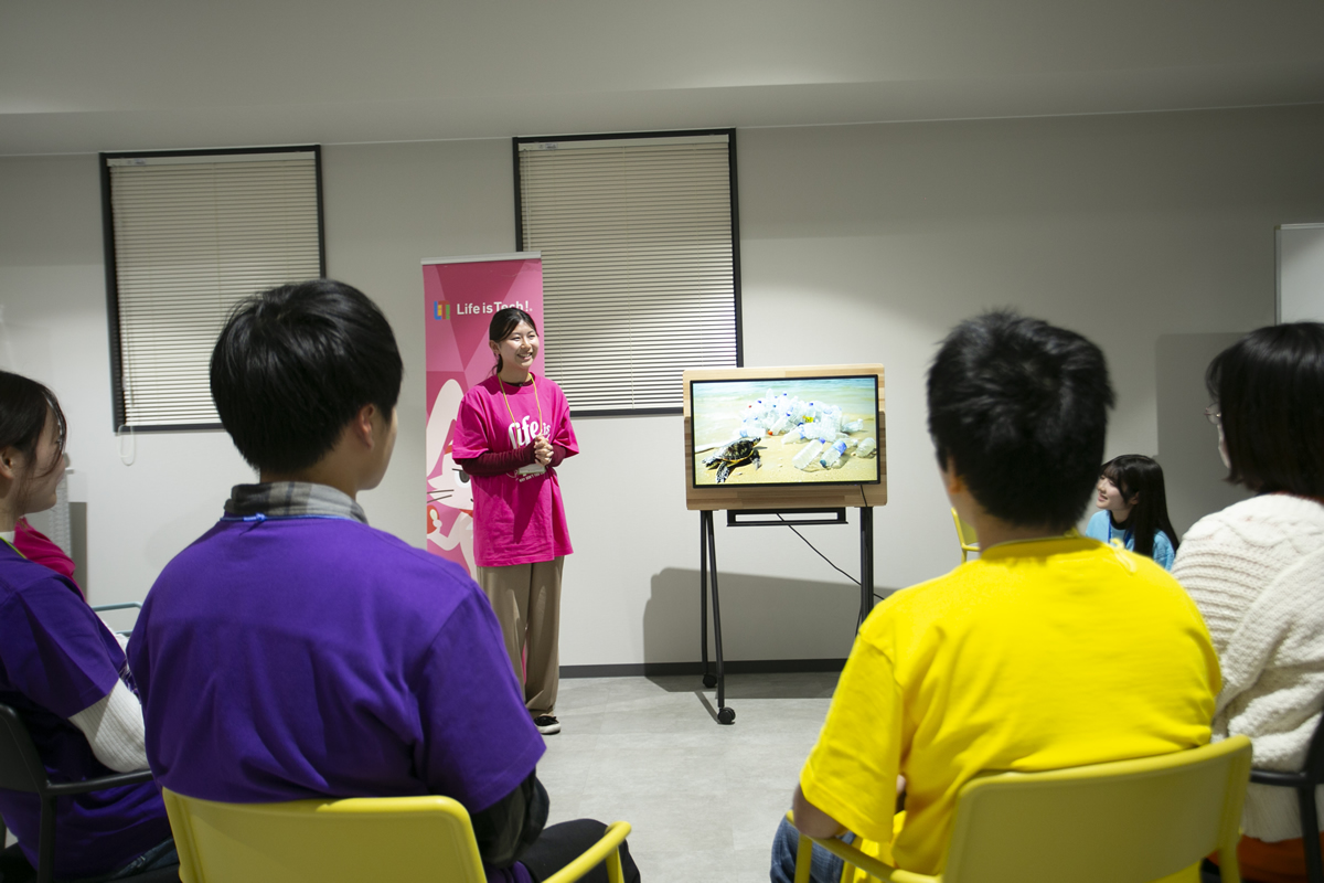 各自が作ったCMを発表