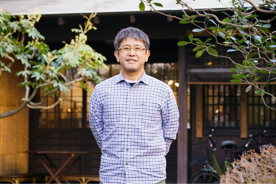 介護福祉の仕事を離れて塾講師に、再び戻って感じる広い視野とネットワーク作りの大切さ