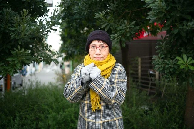 家族まかせの介護をこえて　社会に溶け込み 世代をまたいで