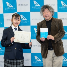 最優秀賞表彰の模様 茂木健一郎さん 矢野有佳理さん