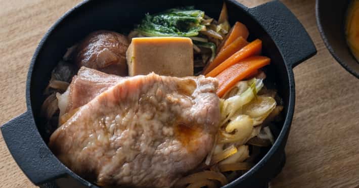 松阪牛5等級を使った特製牛すき焼き小鍋