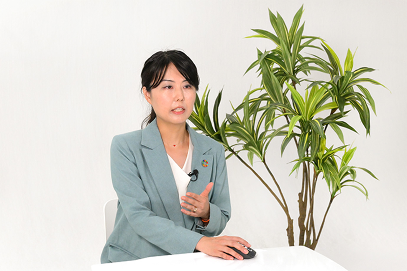 塙 枝里子