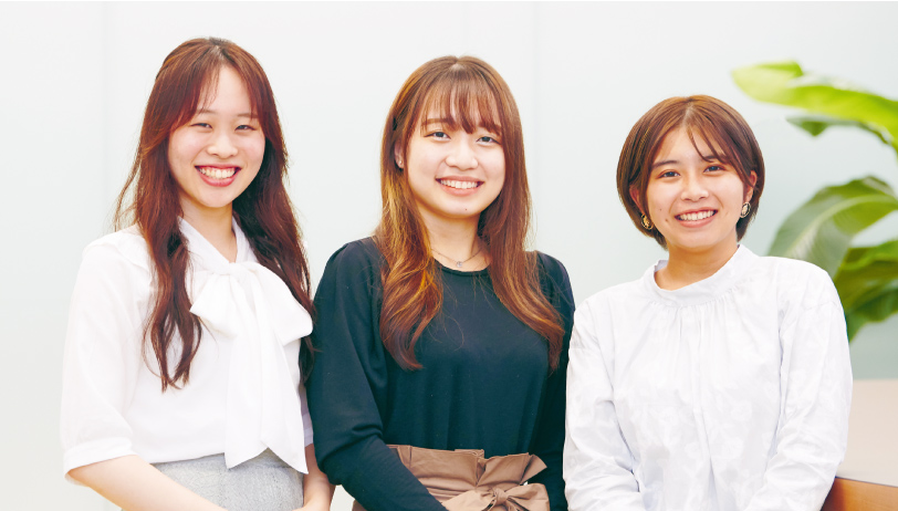 今中麗奈さん、西尾百恵さん、伊藤凜さんの写真