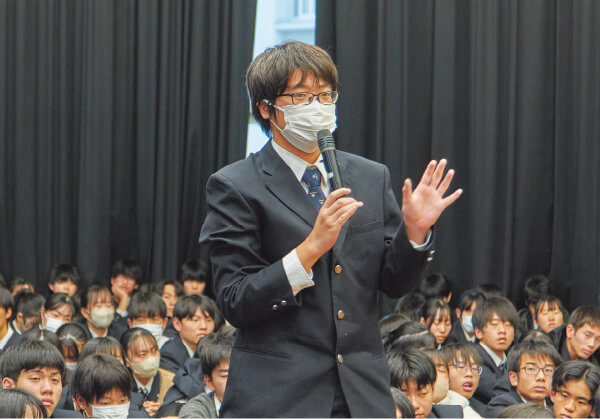 質疑応答の様子