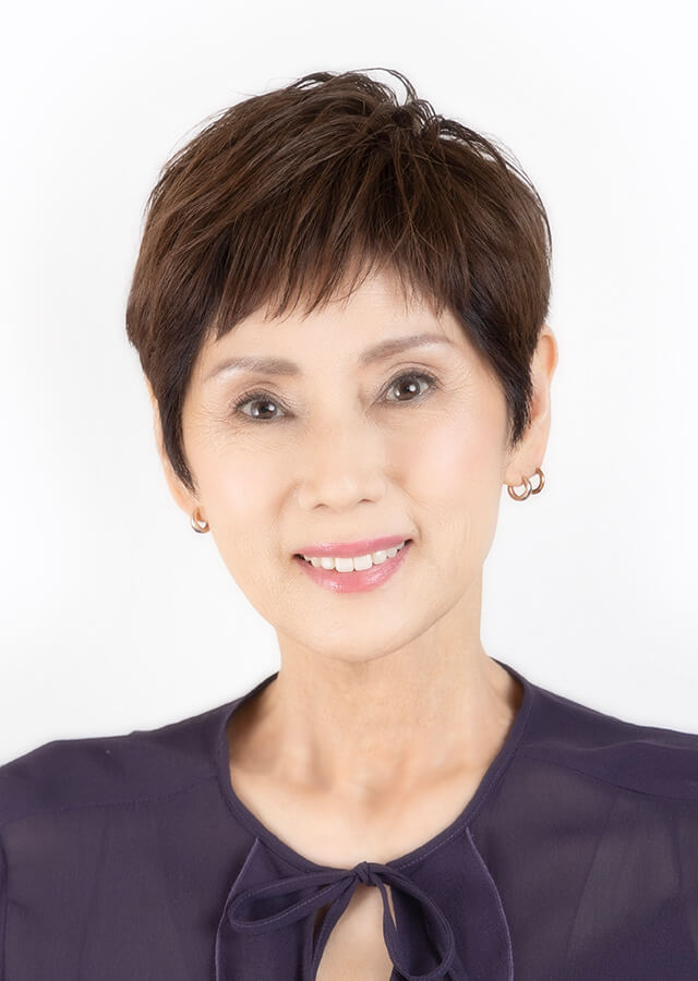 秋野暢子さん