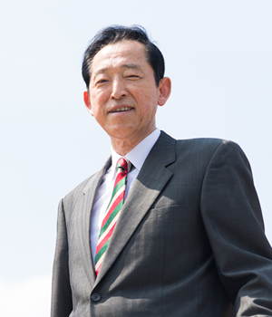 栗林 澄夫 学長