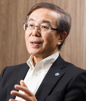 佐藤 敬 学長