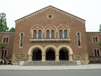 90年以上、学生を見守ってきた兼松講堂