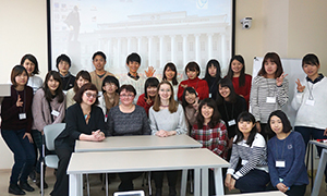 ロシア文化交流プログラムの様子。カザン連邦大学において、ロシア文化を学ぶとともに、現地の学生と交流を深めた