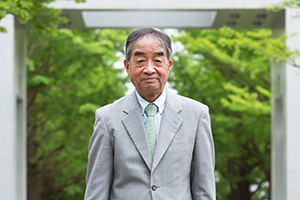「大学としての"志"を示していきたい」と上野淳学長は抱負を語る