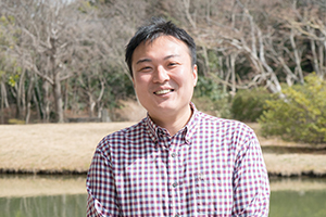 理学研究科物理学専攻・水口佳一准教授
