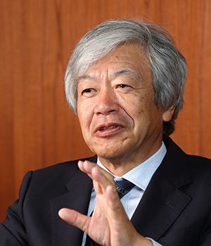 福田 誠治 学長