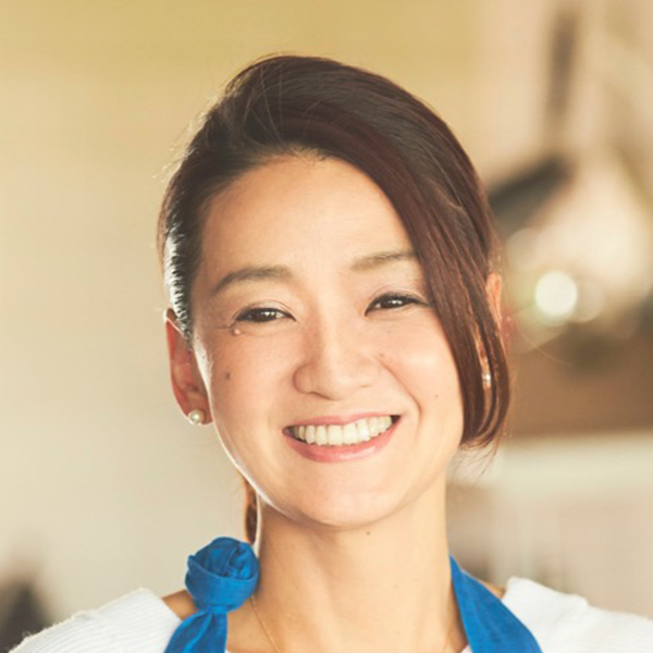 村野明子