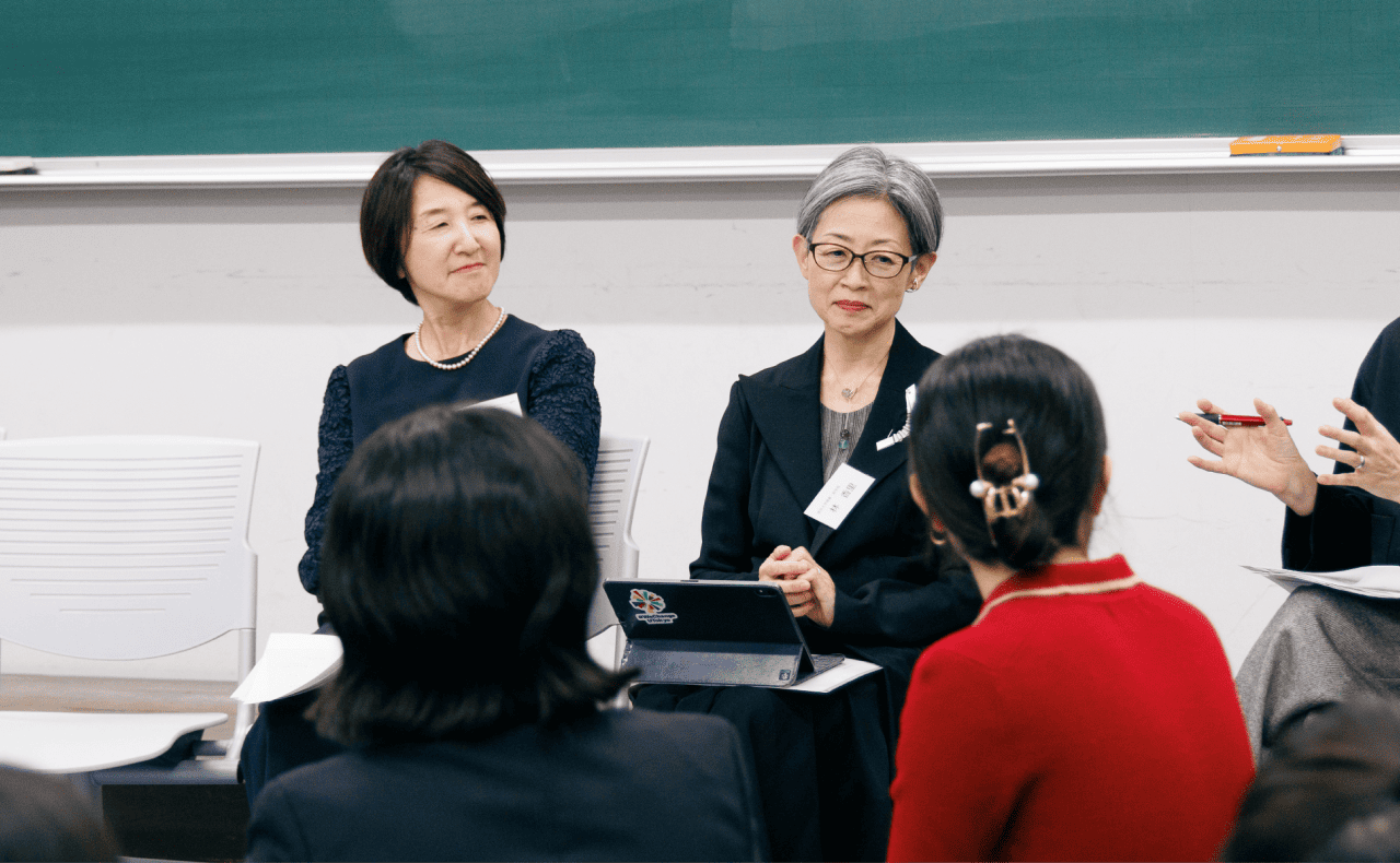 原田郁子氏（左）と林香里氏（右）